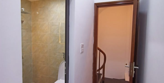 Siêu hiếm! Láng Hạ, mặt ngõ,kinh doanh mọi mặt hàng,34m,5T,Giá: 4.2 tỷ