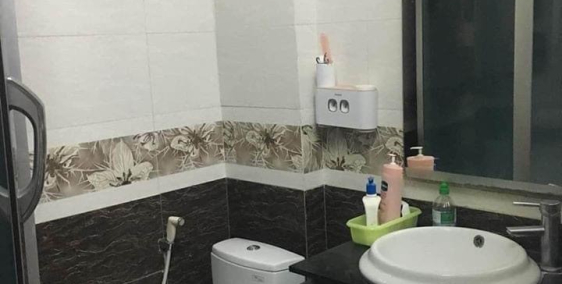 BÁN NHÀ CẦU GIẤY - SIÊU TIỆN ÍCH - NỞ HẬU - DIỆN TÍCH KHỦNG - CHỈ NHỈNH 5 TỶ.