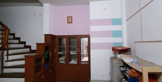 Bán nhà gần đại học tại Tây Sơn, Đống Đa 5 tầng, 35m2 giá 4.5 tỷ.