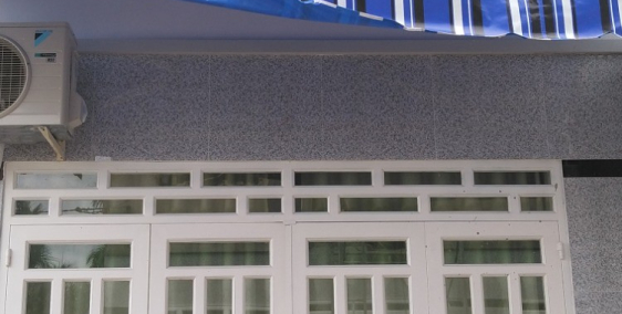 Nhà sổ hồng riêng. 1 trệt 1 lầu.3 phòng ngủ 750 triệu