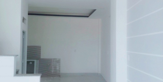 Nhà 1 trệt 1 lầu 3 phòng ngủ. Sổ hồng riêng. 800 triệu