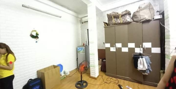 Bán Nhà Tạ Quang Bửu 24m2, 4 Tầng, Lô Góc, 2 Thoáng, Ngõ Thông, Giá 1.85 Tỷ.