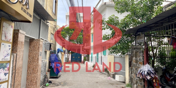 BÁN LÔ GÓC TẶNG NHÀ CẤP 4 BÀ TRIỆU ĐỐI DIỆN BIGC