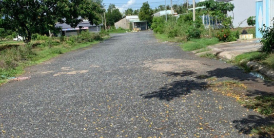 Bán nhà 1 trệt 1 lầu xã Tân Hiệp Hóc Môn giá rẻ