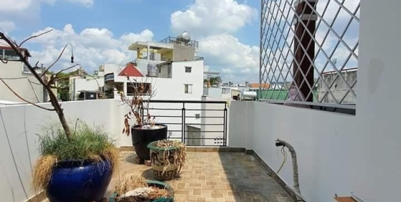 Bán nhà HXH Lê Hồng Phong Quận 10, DTSD 80m2 chỉ 4.1 tỷ.