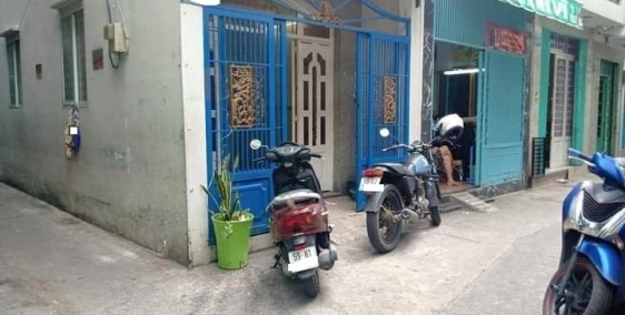 Chỉ 2.5 tỷ, hẻm xe hơi, đường Tô Hiến Thành, Quận 10, 3 lầu đúc,nhà mới