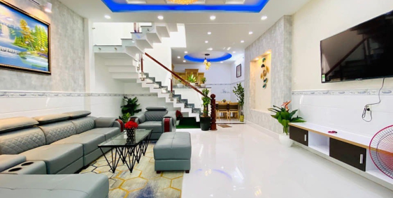 Thống Nhất-Gò Vấp-55m2 -Hẻm 4m-Gần MT-2 tầng đúc BTCT -Chỉ 4.8 tỷ.