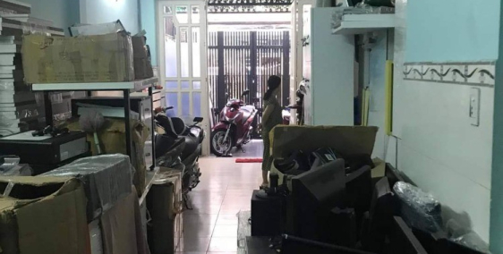 Bầu Cát 110m2 4 tầng BTCT giá chĩ 13 tỷ thương lượng.