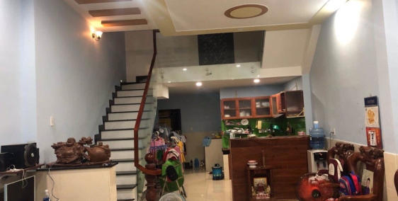 Nhà ngang 5m, hẻm ôtô, gần Bệnh Viện Tân Phú. 4,8 tỷ. 08 6558 1627