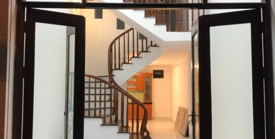 Chính chủ cần bán nhà 5 tầng mặt ngõ thông xây mới, tiện kinh doanh 45m2