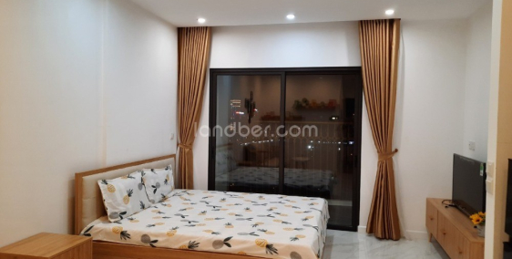 Chính chủ cho thuê căn hộ cao cấp ở hồ Tây, ngay sát 2 con rồng.