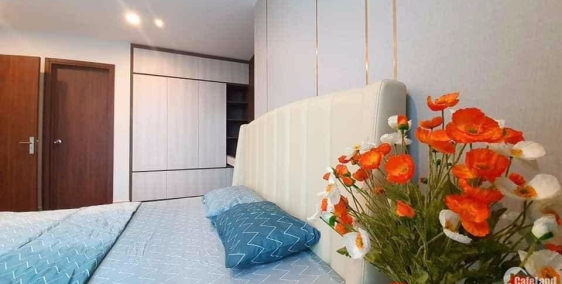 Tôi có căn hộ đang cần cho thuê trước khi hết tháng 8 này,CH 2pn 67m2 BC Đông Na