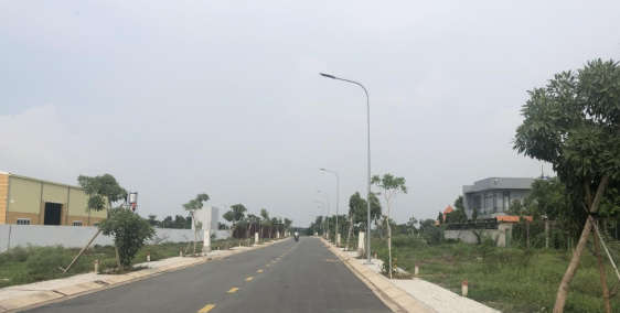 BÁN LÔ ĐẤT 80m2 vuông vức gần Đông Thạnh Hóc Môn