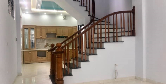 Bán nhanh Siêu Phẩm Hoàng Ngân 55m2, 4 tầng, 4 phòng ngủ, cách đường ô tô 15m