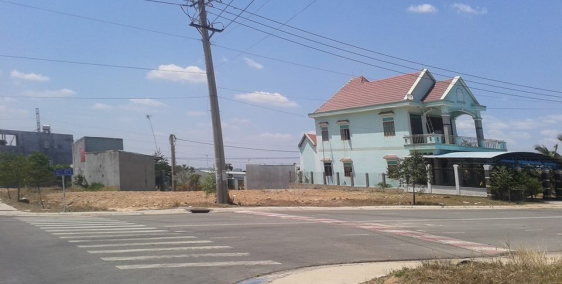 Cần bán gấp 150M2 đất ngay quốc lộ, đã có sổ đỏ