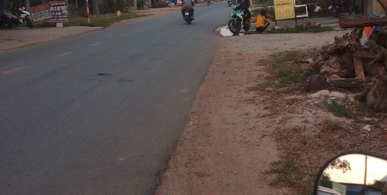 Cần bán lô đất đường vào khu Vincity Tây bâc Thành Phố