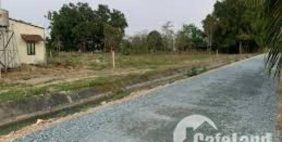 bán lỗ 320m2 đất vườn,cách KCN Tây Bắc 1,5km,đường tỉnh lộ 2,sổ riêng,535 triệu