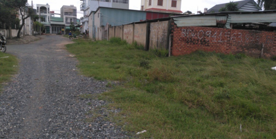 đất đường Bưng Ông Thoàn gần vòng xoay phú hữu quận 9