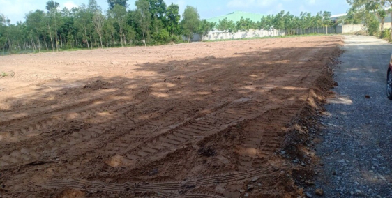 Bán khẩn cấp lô đất cách chợ Vĩnh Tân 500m, cách KDC Vsip 2a 300m.