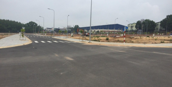 Tìm chủ mới cho lô đất ngay trung tâm khu công nghiệp