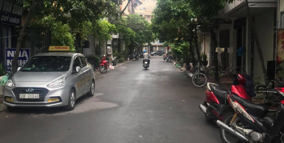 Bán nhà phân lô  Chiến Thắng 44m2, 3 tầng, MT 4m, 5.5 tỷ thương lượng