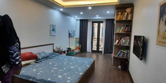 Nhà mới đẹp,lô vuông,sổ đẹp,Gara 7 chỗ, Kim Giang, Hoàng Mai 43m2- 5T- 3.3Tỷ