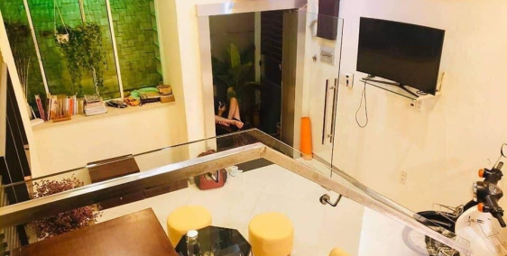 Giáp Lý Thái Tổ đắt đỏ - Hẻm thoáng -Trung tâm Q10 giá chỉ 4,3 tỷ