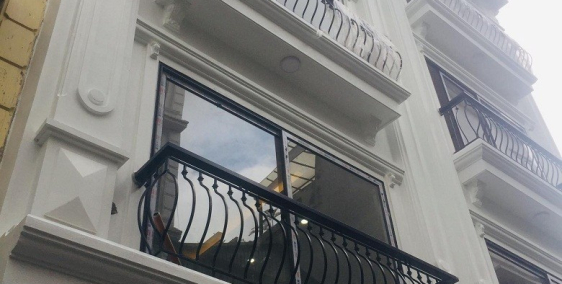 Nhà Siêu Phẩm phố Bồ Đề - Gara – Thang Máy – Kinh doanh buôn bán – Tuyệt đỉnh