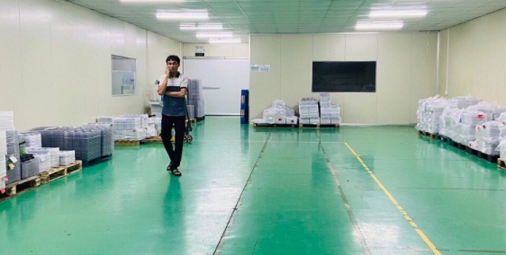 Cho thuê xưởng đẹp, sàn sơn Epoxy, vách panel, diện tích 600m2 tại KCN Đại Đồng