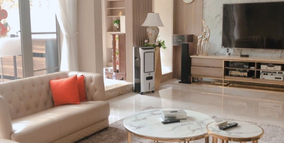 Bán Biệt Thự Hiện Đại Đường Cộng Hòa, 198m2 Hầm 6 Lầu,Có Thang Máy, Hồ Bơi