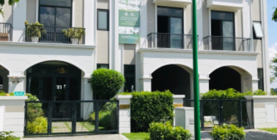 Kẹt vốn cần bán gấp 2 căn nhà phố 2 mặt tiền,hỗ trợ trả chậm không lãi suất