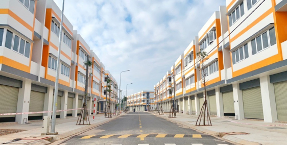 Thanh toán 900tr nhận ngay SHOPHOUSE giá F0 tại ĐH Việt Đức. Bến Cát, Bình Dương