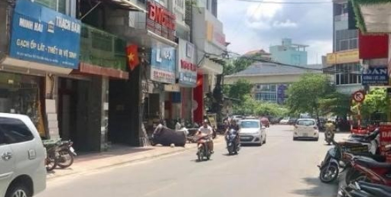 Lô góc kinh doanh 30m x 5 tầng MT 4.5m Cát Linh, Đống Đa nhỉnh 5 tỷ