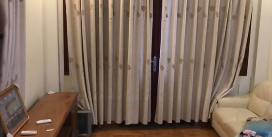 Chính chủ gửi bán nhà ngõ 84 chùa láng, oto đỗ cửa, diện tích 42m, nhà 5 tầng,