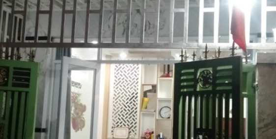 Nhà bán 2 lầu mặt tiền đường xe hơi thông 2 chiều, 83 Đào Tông Nguyên,TT Nhà Bè