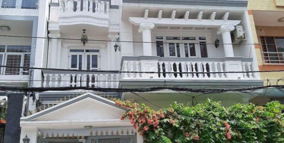 Diện tích khủng 10*15, nhà cũ tiện xây mới  Hòa Bình Phường 5 Quận 11 giá 13.8ty