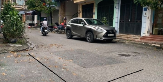 Cực hiếm! Nguyễn Trãi gara ô tô, 3 bước ra phố, ở vip chỉ 4 tỷ