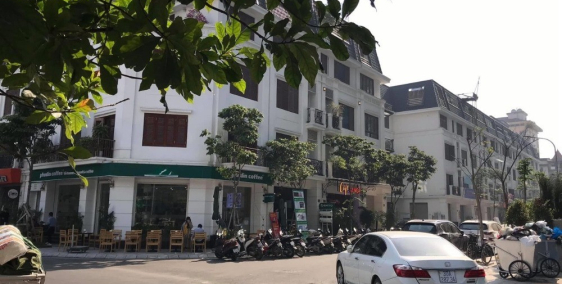 Chính chủ bán căn hoa hậu - Biệt thự liền kề 90 Nguyễn Tuân có TL