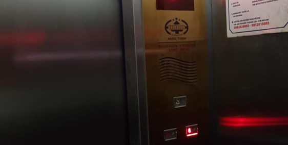 Nhà mặt phố 6 tầng, thang máy có hầm để ô tô và xe máy , Bắc Từ Liêm