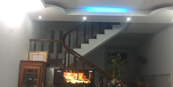 L0136VT. Địa ốc xanh nam bộ chủ gửi bán nhà 2ty6,hẻm 89* đường 30/4