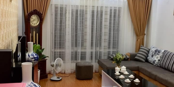 Pháo Đài Láng, Đống Đa, 31m x 5 tầng, 20m ra ô tô tránh, giá 4 tỷ (TL)