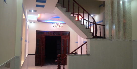 Nhà Phố Pháo Đài Láng, 5 tầng, giá 3.5 tỷ