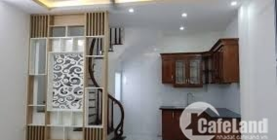 Chuyển đổi mục đích gia chủ cần bán nhà riêng 2 mặt tiền tại ngõ phố Pháo Đài Lá