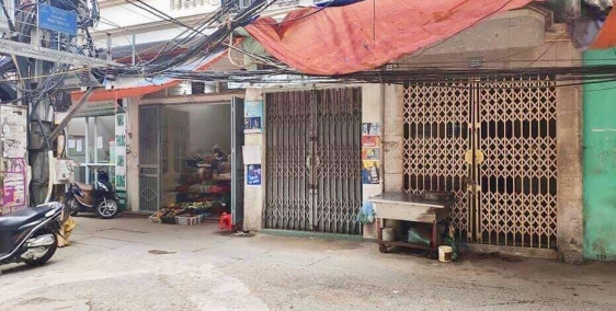 Bán nhà đầu ngõ 4 tầng vuông vắn, vừa ở vừa kinh doanh, Hai Bà Trưng, Giá 2.2 tỷ