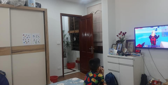 Bán gấp nhà Giáp Bát 30mx5T MT 4.5m Nhà mới đẹp ở ngay chỉ 3.1 tỷ.