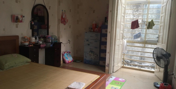 Nhà diện tích khủng Thịnh Liệt, nhà lô góc với không gian thoáng mát, ngõ 3 gác,