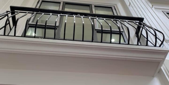 Bán nhà sau căn mặt tiền 1 căn đường Nguyễn Phi Khanh, Phường Tân Định, Quận 1