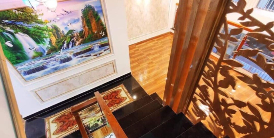 Căn duy nhất HXH 5m, 32m2, 2 lầu, 3,7 tỷ TL, Hòa Hưng, Q10