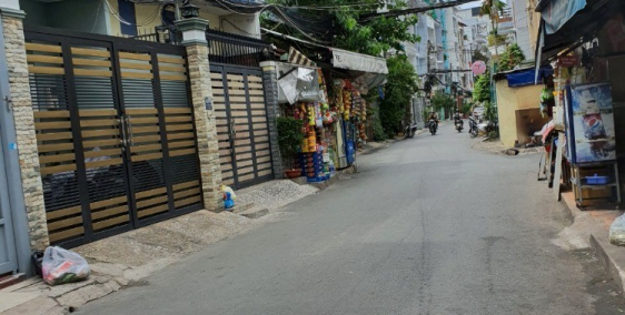 Kẹt tiền bán gấp nhà Phường 5 Quận 11, hẻm xe hơi 145m2(10x15), 13.7 tỷ