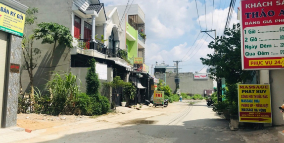 Bán nhà hẻm 8m đường Nguyễn Duy Trinh, Dt: 4m x 17m, sổ hồng riêng. Gía: 4.1 tỷ